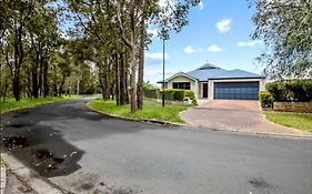 Spacious 4 Bedroom Family Home With Free Onsite Electric Vehicle Powering Station In The Garage, Located In The Southwest Wa Near All Of The Local Attractions (Adults Only)